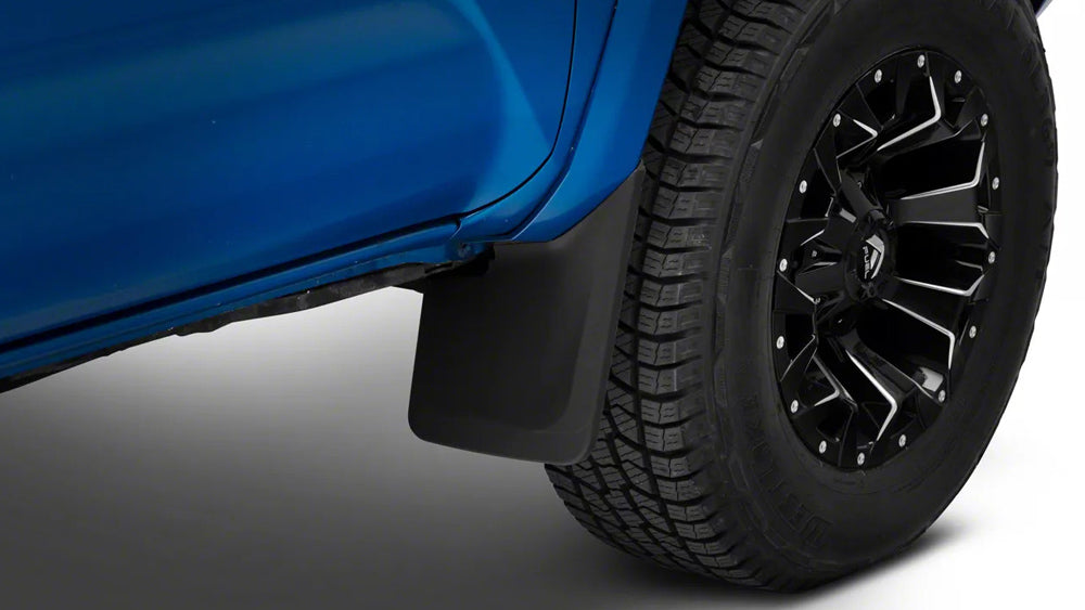 Fender Flares vs Mud Flaps
