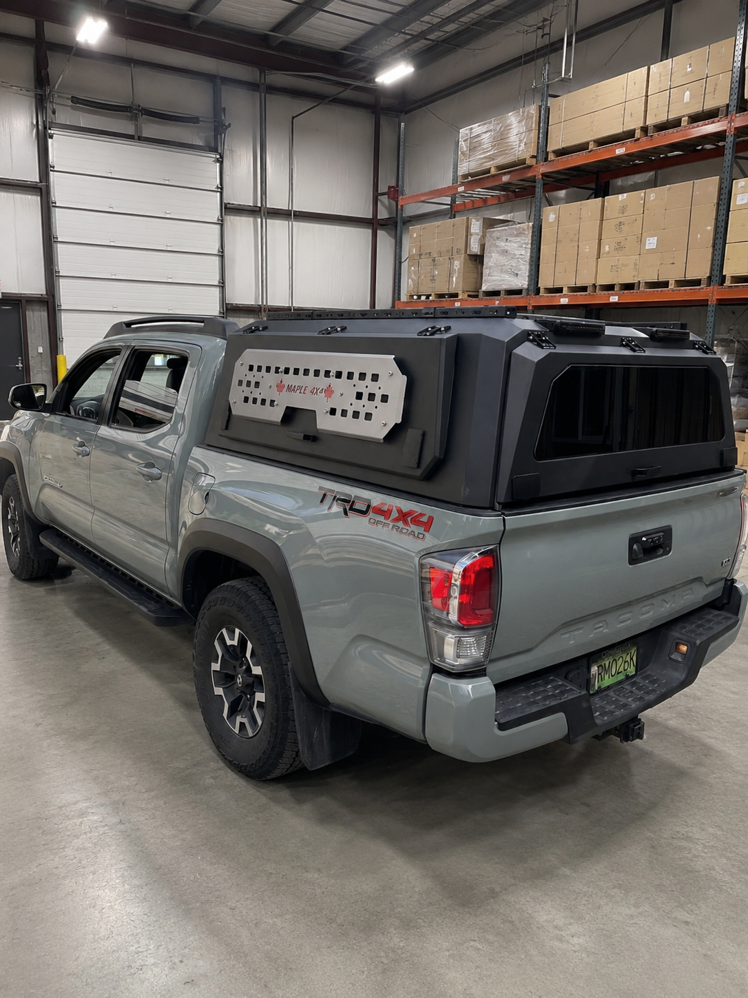 Maple4x4 2022-2026 Toyota Tundra 5.5ft Bed Premium One-Piece Aluminum Truck Cap Canopy