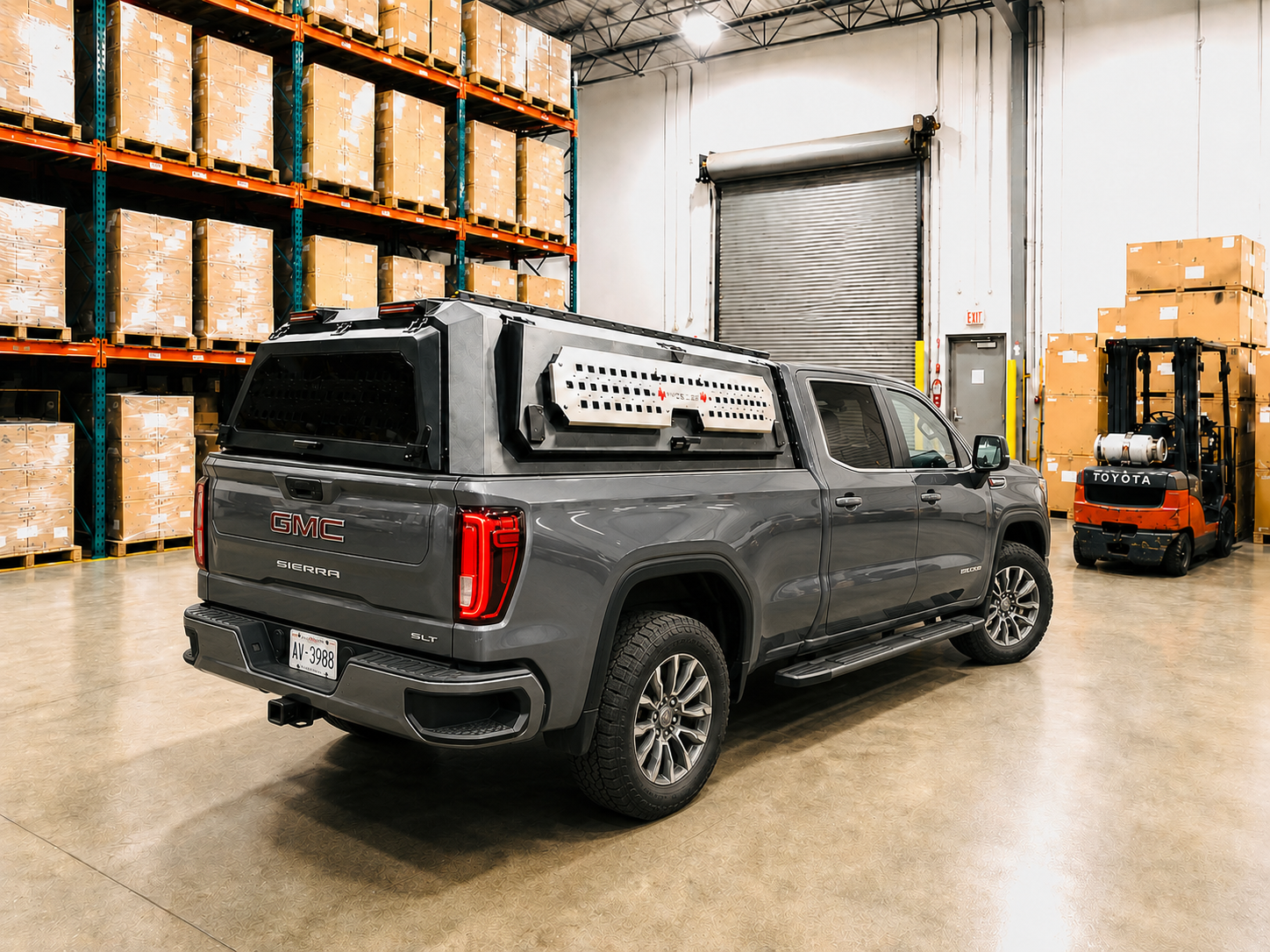 Maple4x4 2019-2026 Chevy Silverado GMC Sierra 1500 6.5ft Bed Premium One-Piece Aluminum Truck Cap Canopy (Does NOT fit 2019 Silverado LD or 2019 Sierra Limited ,Old Body Style)