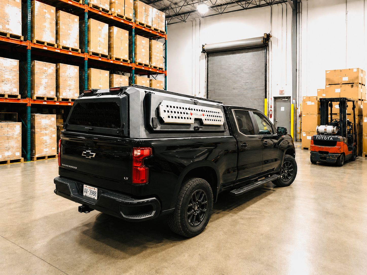 Maple4x4 2019-2026 Chevy Silverado GMC Sierra 1500 6.5ft Bed Premium One-Piece Aluminum Truck Cap Canopy (Does NOT fit 2019 Silverado LD or 2019 Sierra Limited ,Old Body Style)